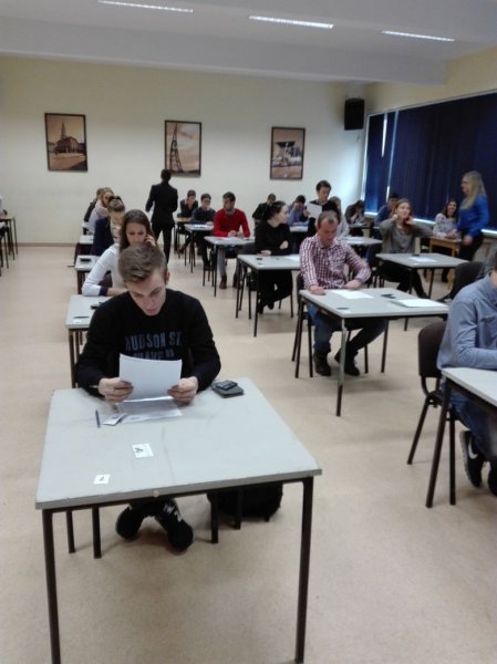 hjr_110220.jpg